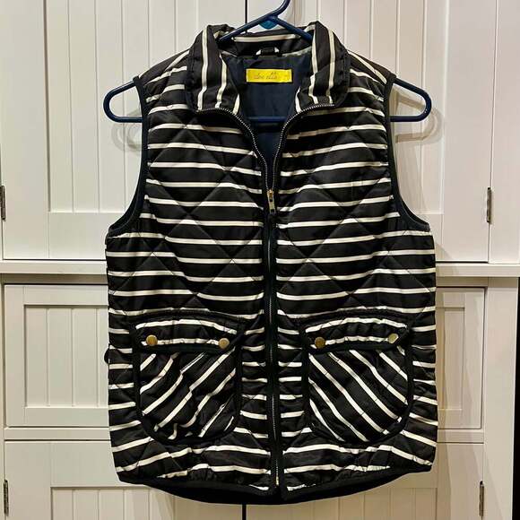 Dee + Elle Jackets & Blazers - Dee Elle Black and Ivory Striped Puffer Vest
